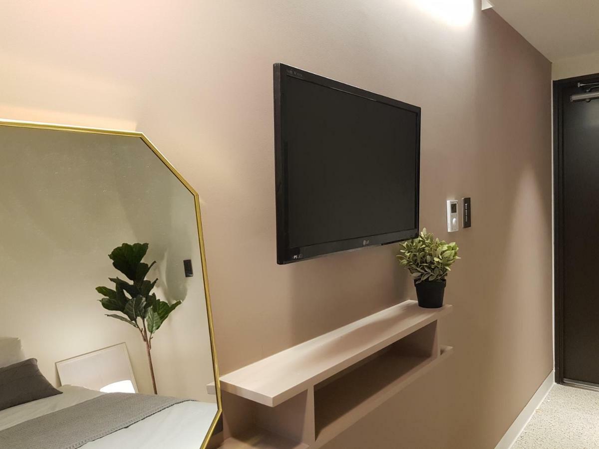 Dw Stay Hongdae Сеул Экстерьер фото