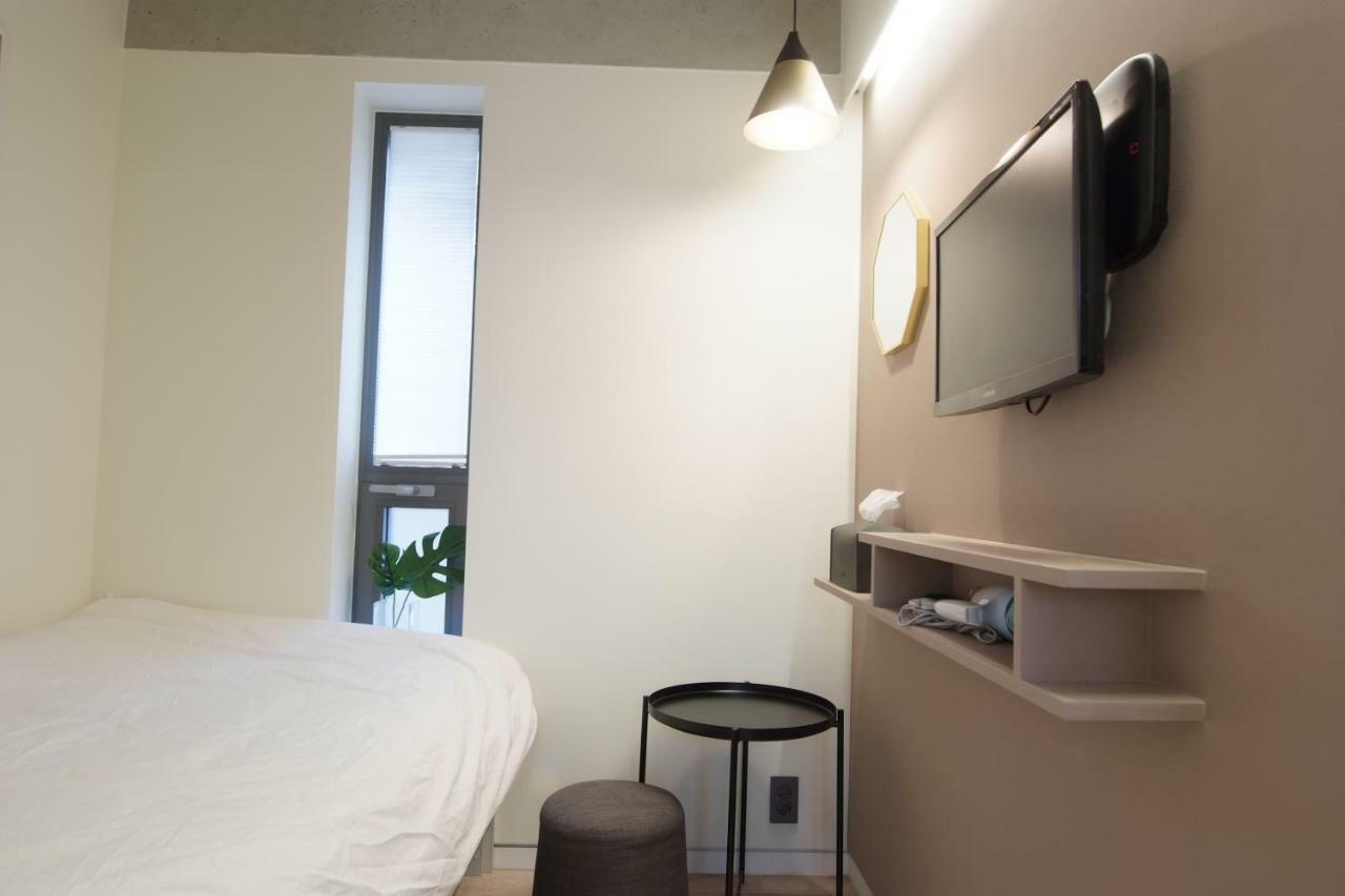 Dw Stay Hongdae Сеул Экстерьер фото